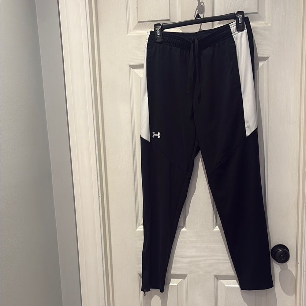 Under Armour colorblock athletic track pants SZ Small